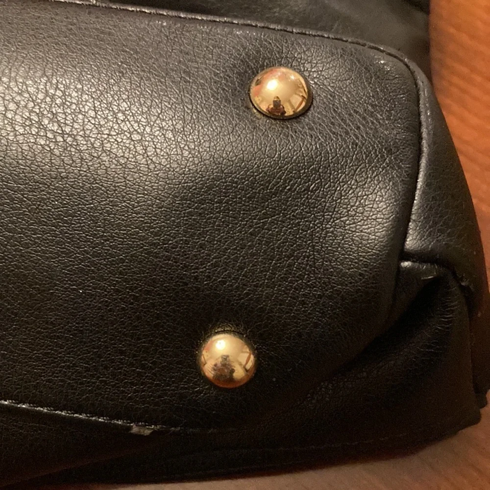 TIGNANELLO NAVY PURSE. LIKE NEW. SOFT LEATHER. ROOMY. MANY COMPARTMENTS! CLEAN!! - Picture 5 of 16